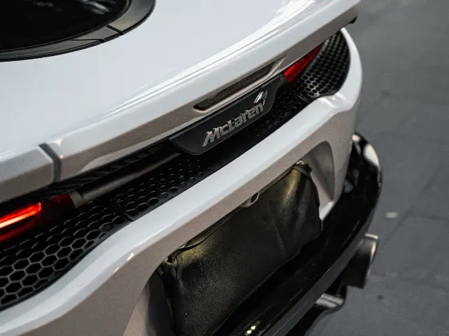 McLaren GT — Фото автомобиля 6