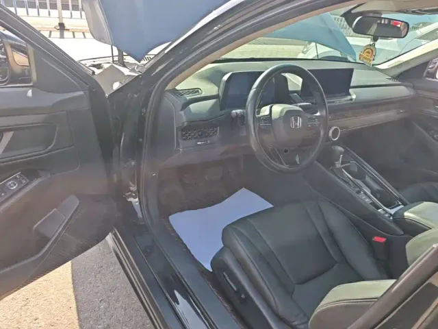 Honda Accord — Фото автомобиля 15