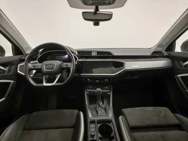Audi Q3 — Фото автомобиля 5
