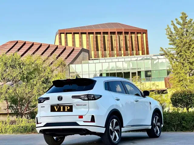 Changan CS55 Plus — Фото автомобиля 9