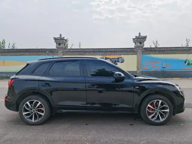 Audi Q5L — Фото автомобиля 7