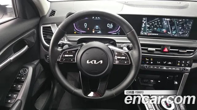 Kia Seltos Бензин 1.6 турбо 2WD — Фото автомобиля 14