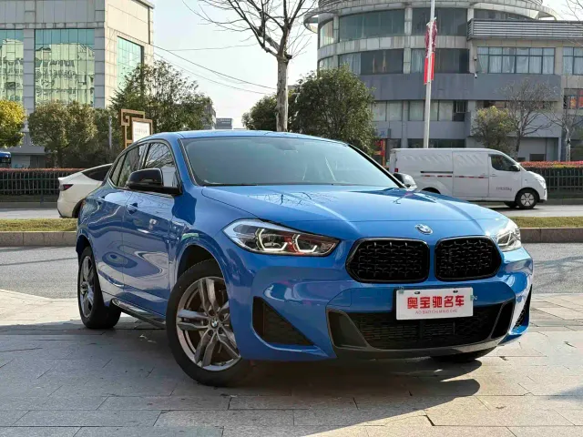 BMW X2 — Фото автомобиля 3