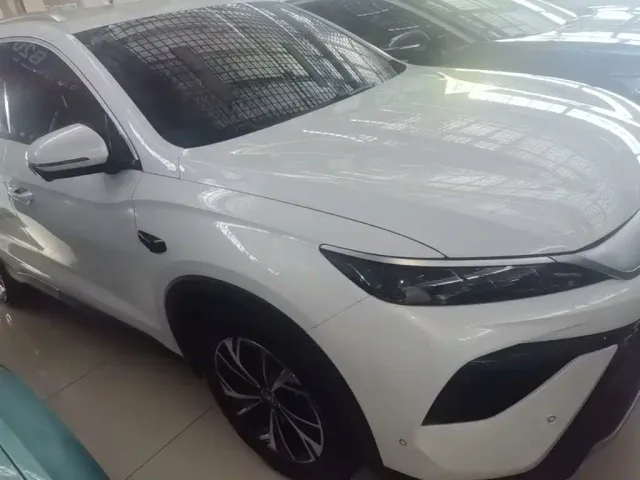 BYD Song Pro — Фото автомобиля 3