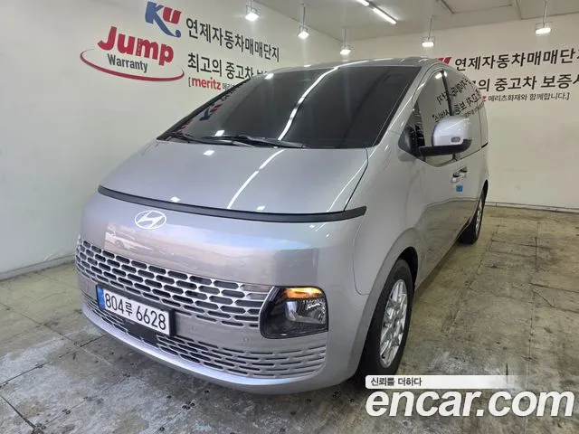 Фотография автомобиля — Hyundai Staria