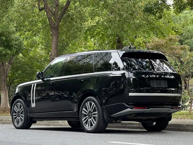 Land Rover Range Rover — Фото автомобиля 23
