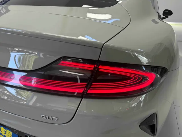 Xiaomi SU7 — Фото автомобиля 15