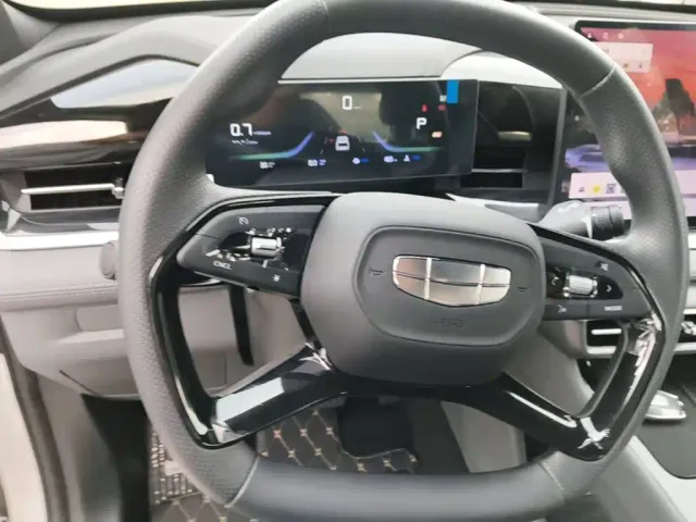 Geely Boyue — Фото автомобиля 10