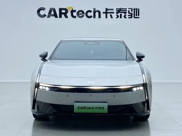 Xpeng P7 — Фото автомобиля 2