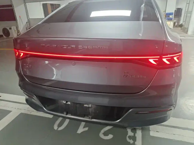 BYD Qin PLUS — Фото автомобиля 5