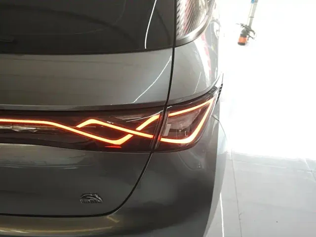 BYD Dolphin — Фото автомобиля 23