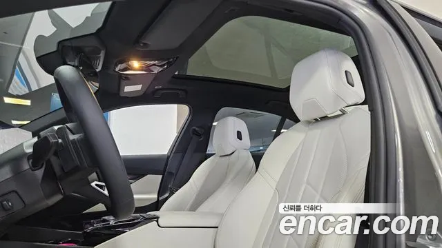 BMW 5 Series — Фото автомобиля 16