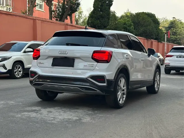 Audi Q2L — Фото автомобиля 5