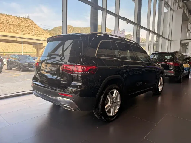 Mercedes-Benz GLB-Class — Фото автомобиля 10