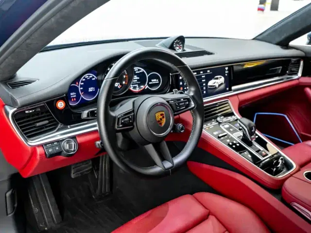 Porsche Panamera — Фото автомобиля 28
