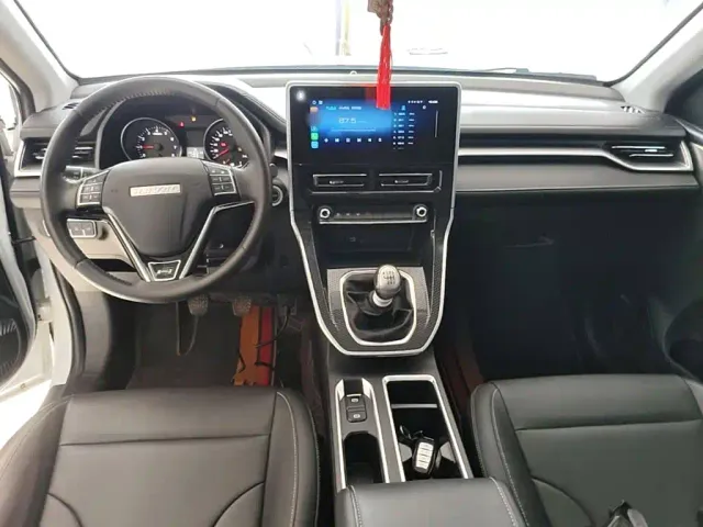 Haval M6 — Фото автомобиля 9