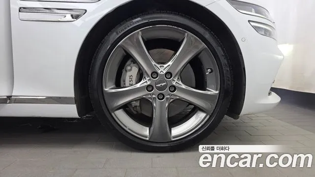 Genesis G80 RG3 — Фото автомобиля 6