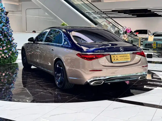 Mercedes-Benz Maybach S-Class — Фото автомобиля 28