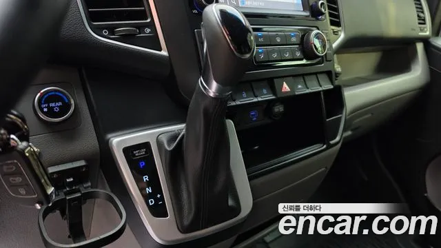 Hyundai Solati Solati 15 мест — Фото автомобиля 9