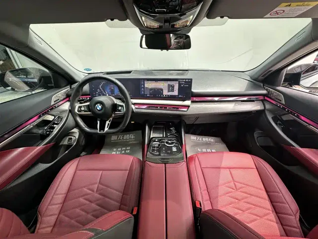 BMW 5 Series — Фото автомобиля 6