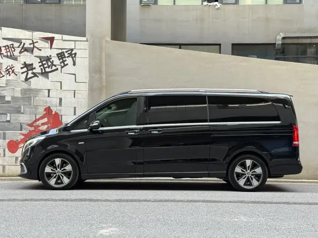 Mercedes-Benz V-Class — Фото автомобиля 7