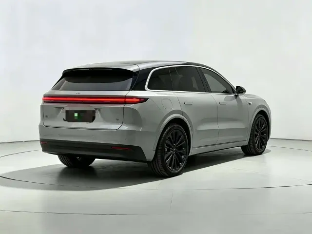 Li Auto i6 — Фото автомобиля 9