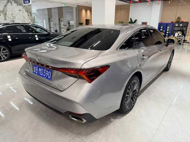 Toyota Avalon — Фото автомобиля 5