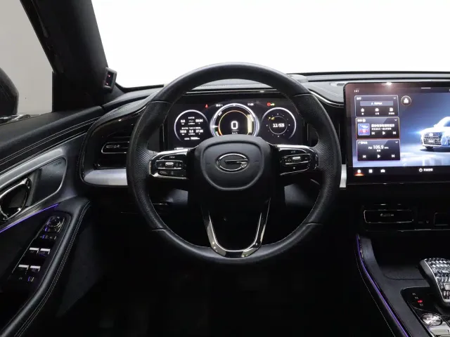 GAC Trumpchi GS8 — Фото автомобиля 22