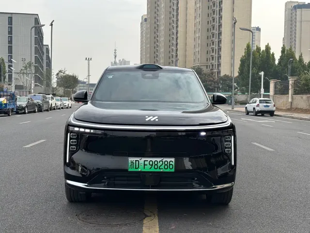 IM Motors LS8 — Фото автомобиля 2