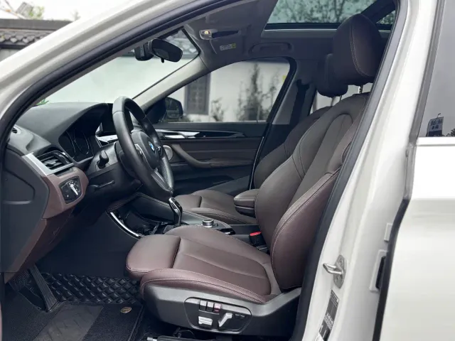 BMW X1 — Фото автомобиля 11