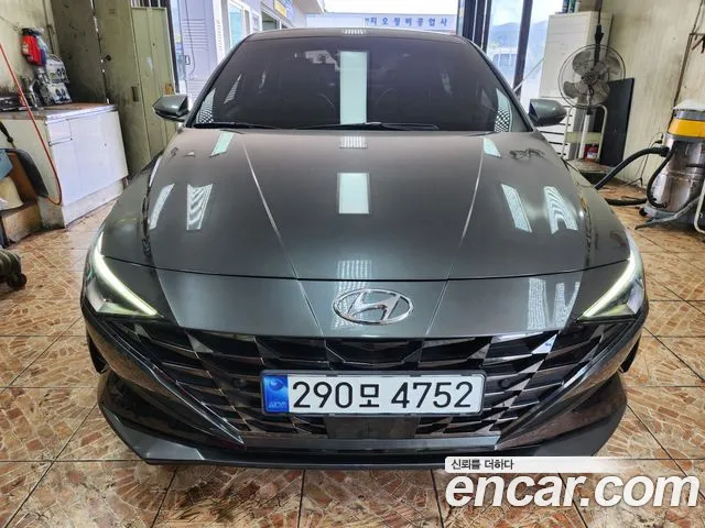 Hyundai AVANTE Avante (CN7) — Фото автомобиля 3