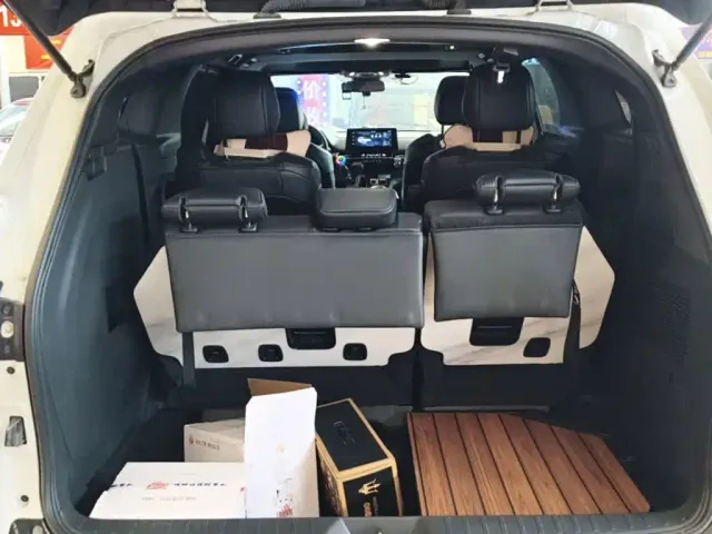 Toyota Granvia — Фото автомобиля 18