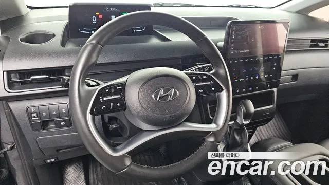 Hyundai Staria — Фото автомобиля 12