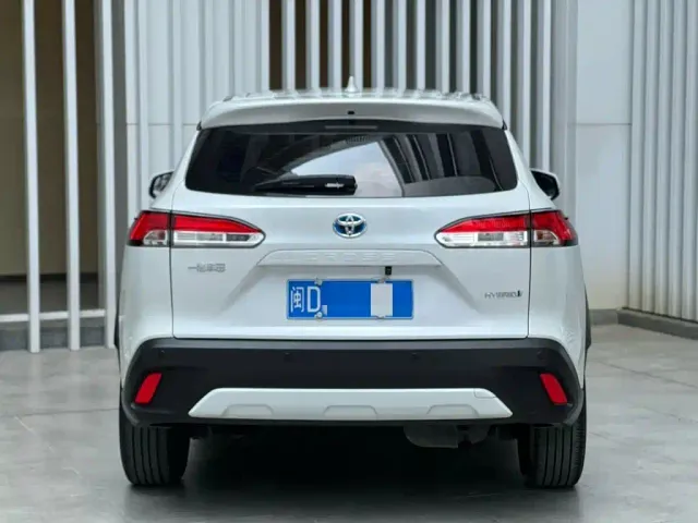 Toyota Corolla Cross — Фото автомобиля 5