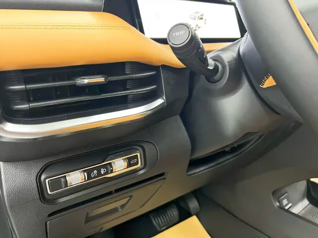 Geely Haoyue L — Фото автомобиля 11