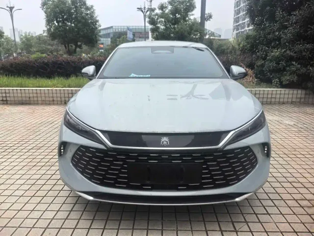 BYD Qin L — Фото автомобиля 2
