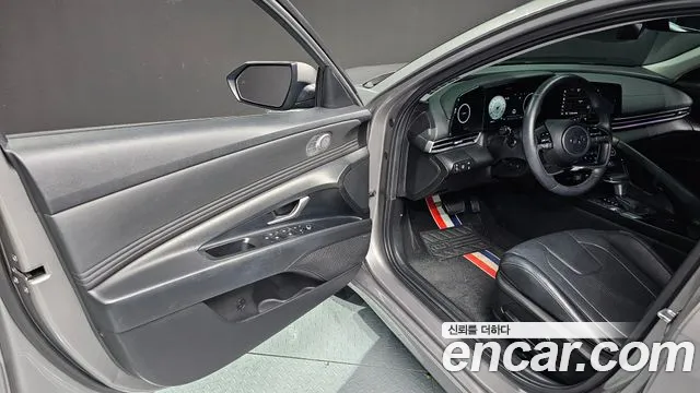 Hyundai Avante CN7 — Фото автомобиля 11