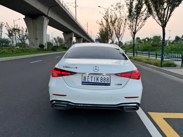 Mercedes-Benz C-Class — Фото автомобиля 9
