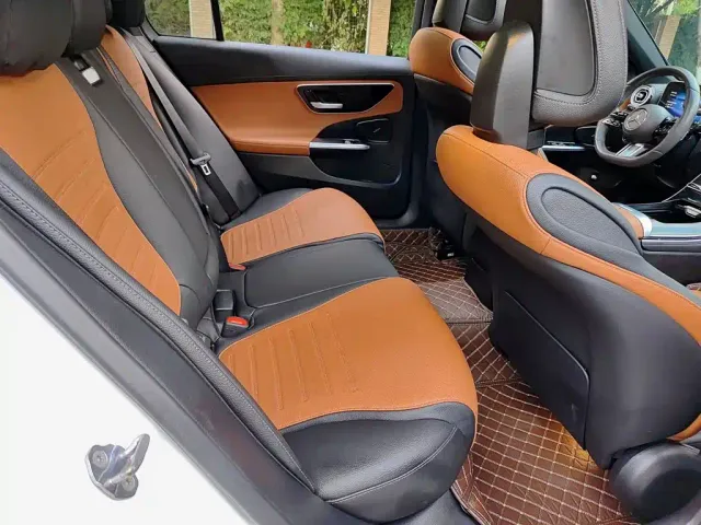 Mercedes-Benz C-Class — Фото автомобиля 11