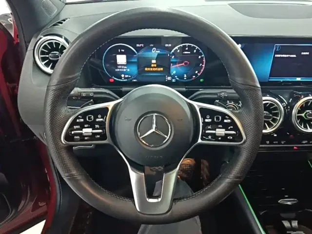 Mercedes-Benz GLA-Class — Фото автомобиля 10