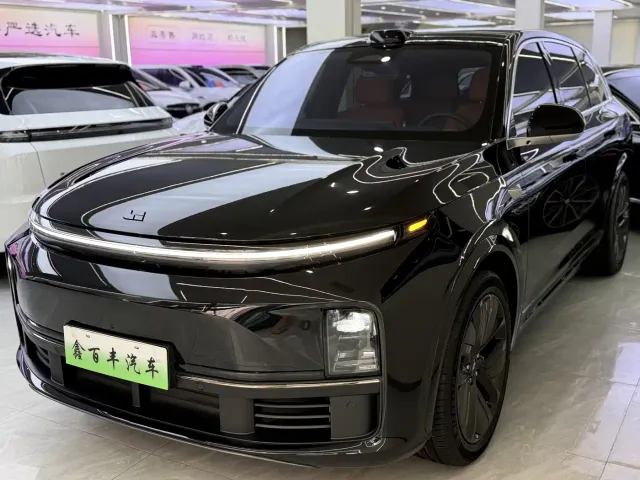 Фотография автомобиля — Li Auto L7