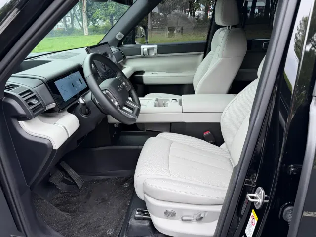 BYD FangChengBao Titanium 7 — Фото автомобиля 12