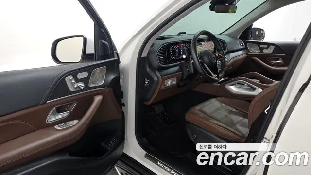 Mercedes-Benz GLE-Class — Фото автомобиля 15
