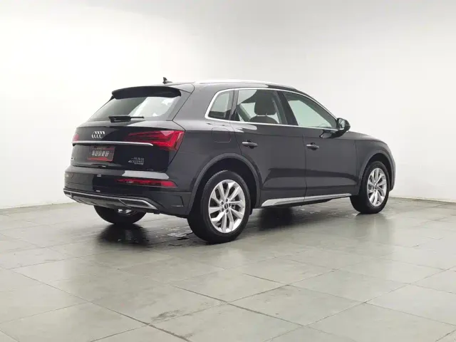 Audi Q5L — Фото автомобиля 2