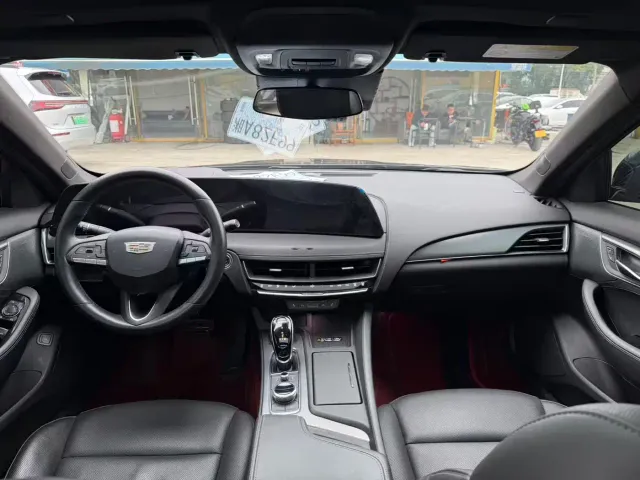 Cadillac CT5 — Фото автомобиля 5