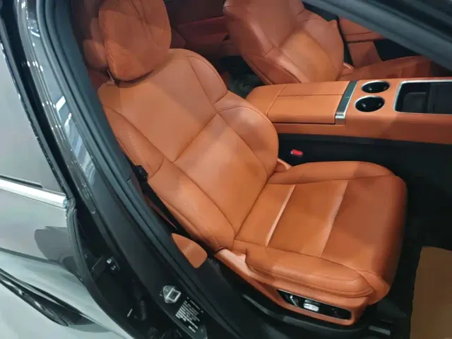 Li Auto L7 — Фото автомобиля 24