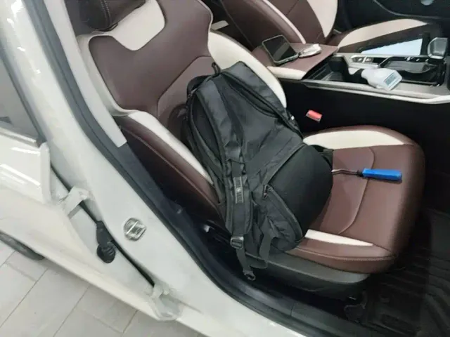 Geely Emgrand — Фото автомобиля 24