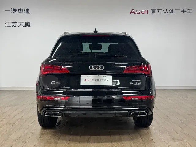 Audi Q5L — Фото автомобиля 5
