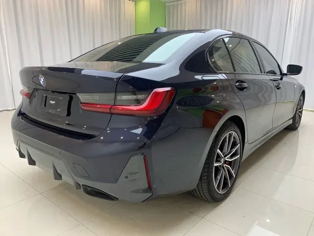 BMW 3 Series — Фото автомобиля 4