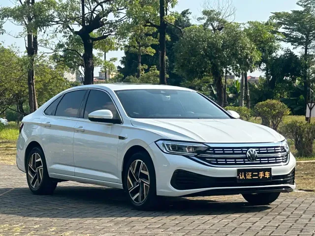 Volkswagen Sagitar — Фото автомобиля 5